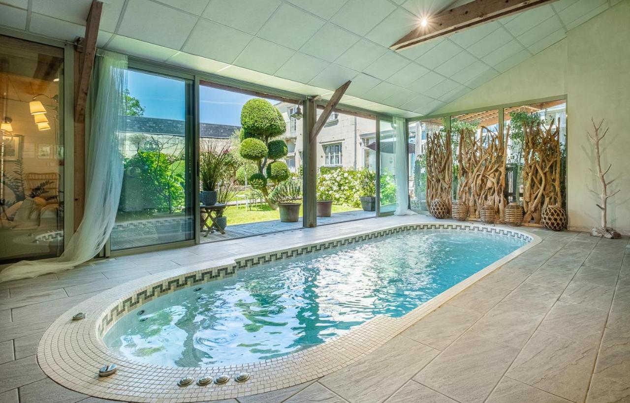 Appartements & Spa De La Marine Loire 몽소로 외부 사진