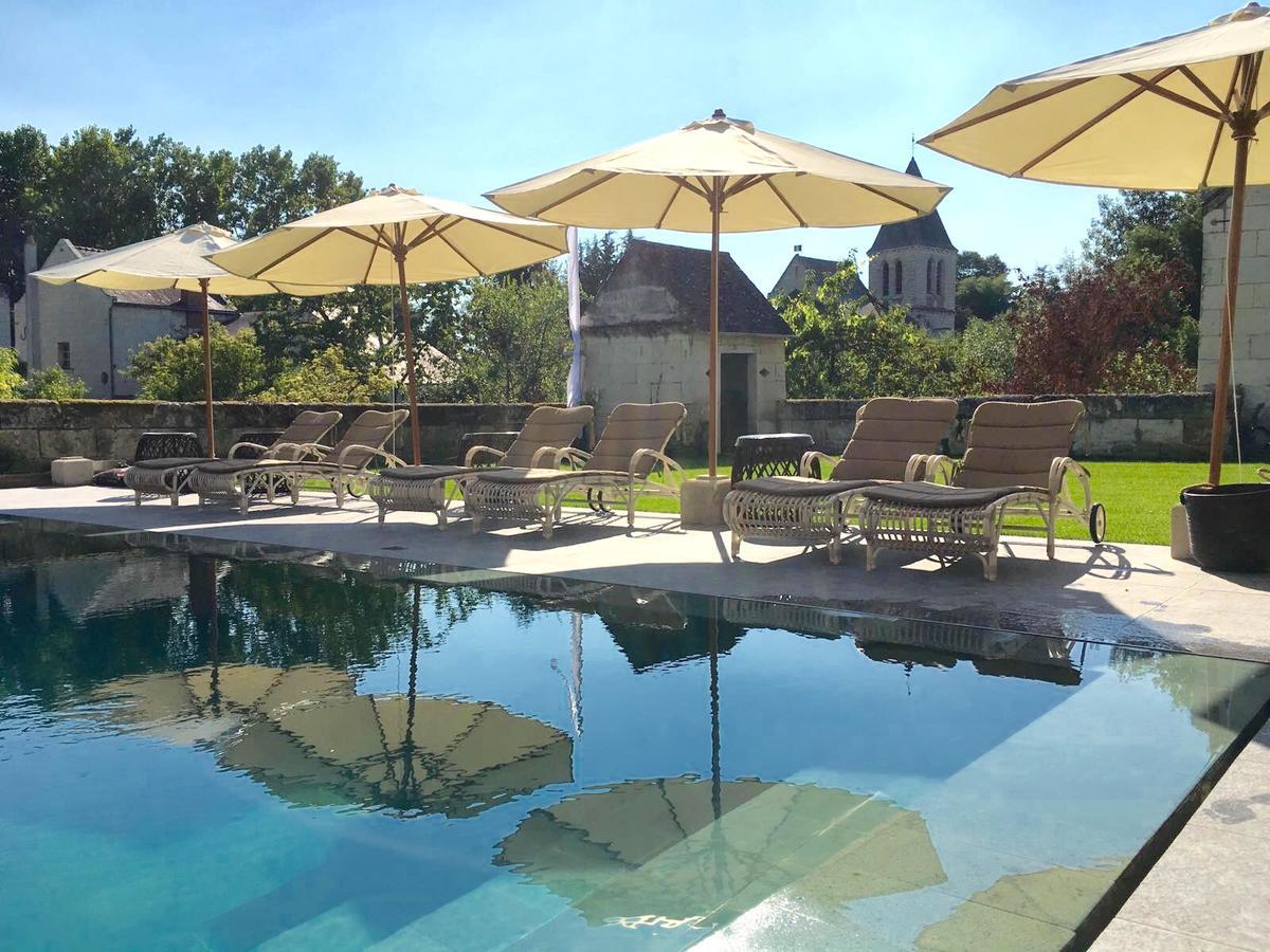 Appartements & Spa De La Marine Loire 몽소로 외부 사진