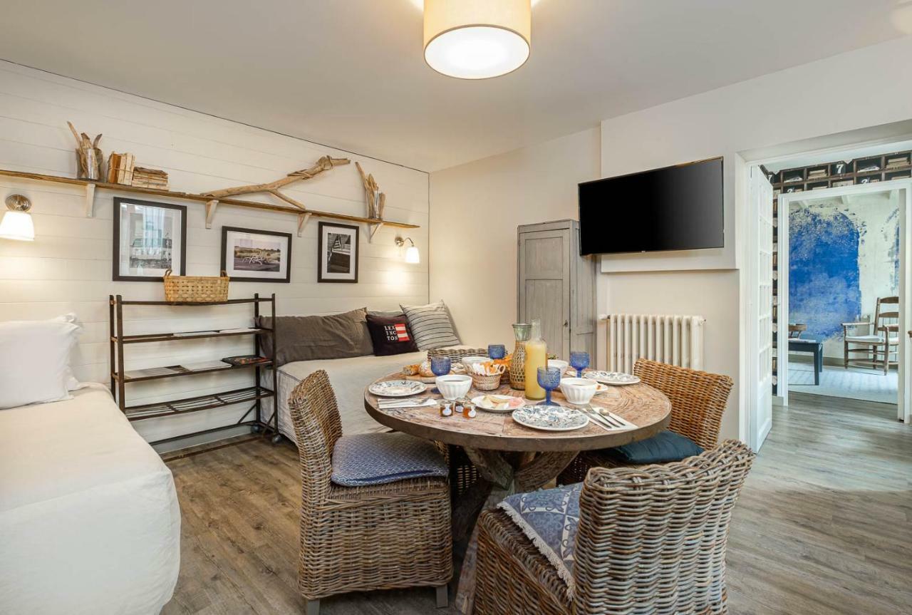Appartements & Spa De La Marine Loire 몽소로 외부 사진